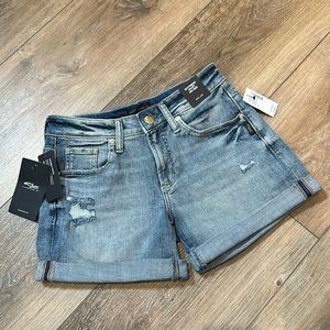 NWT Silver Jeans Boyfriend Short 4.5 In, Size 24, Medium Sandblast/Indigo
